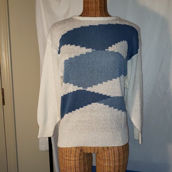 Ladies Vintage ALIA Crew Neck White Sweater w/Geometric Designs in Blue -S/P - Picture 1 of 4